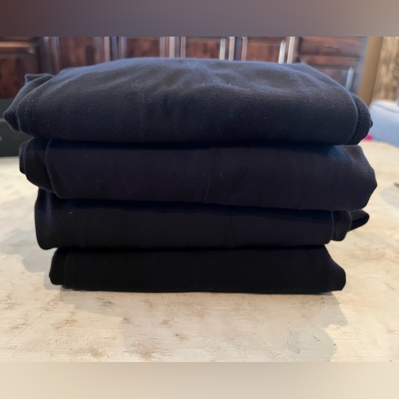 Lululemon mystery box | size 4 - Picture 1 of 5